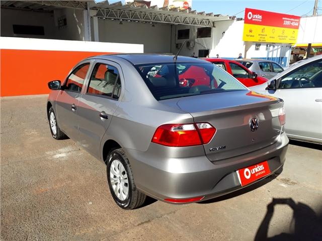 Volkswagen Voyage 1.6 msi totalflex trendline 4p manual - Foto 4