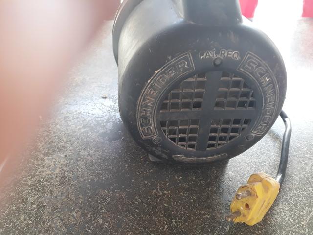 Bomba D'água centrífuga Schneider 1/2cc - Foto 3