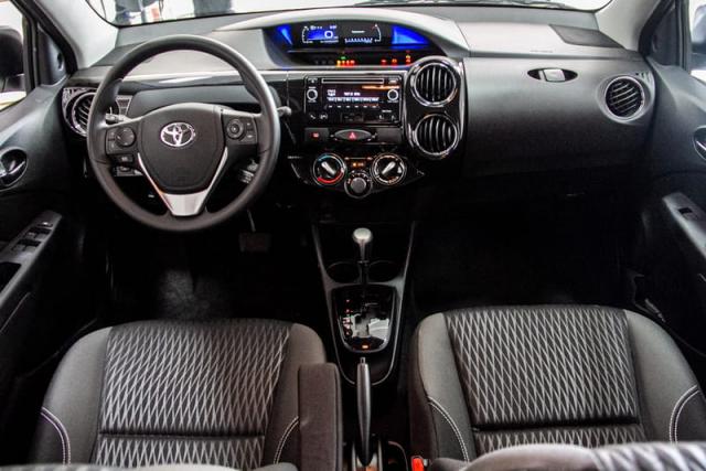 TOYOTA ETIOS HATCH X PLUS 15 AT 19/20 - Foto 19