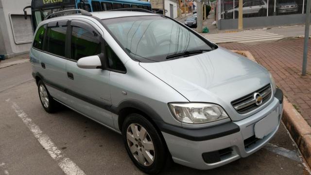 Zafira completo 7 lugares , pegamos carros de menor valor na troca ! - Foto 6