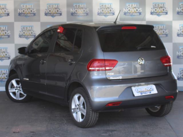 VOLKSWAGEN FOX 1.0 MPI COMFORTLINE 12V FLEX 4P MANUAL - Foto 6