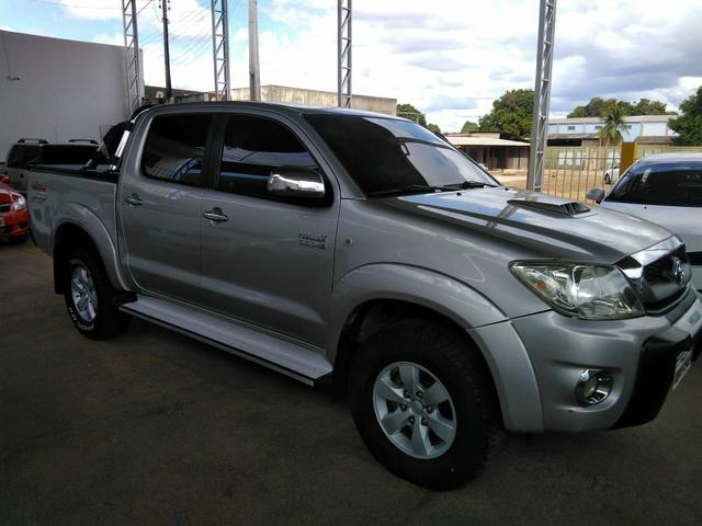 Hilux 2010 4x4 Diesel Srv Dvd Banco de couro - Foto 2