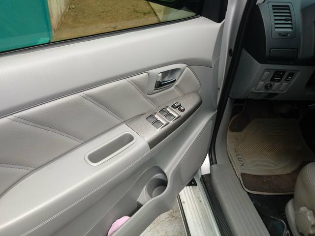 Hilux 2010 4x4 Diesel Srv Dvd Banco de couro - Foto 4