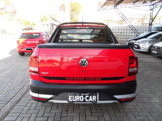 VW Saveiro Cross Dupla 2017 5 Lugares 1.6 Flex MSI - Foto 6