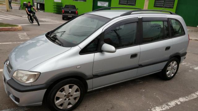Zafira completo 7 lugares , pegamos carros de menor valor na troca !