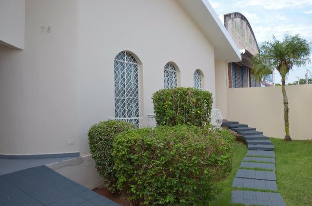 Casa, 3 dorm., 3 vagas garagem, região central de Ourinhos-SP