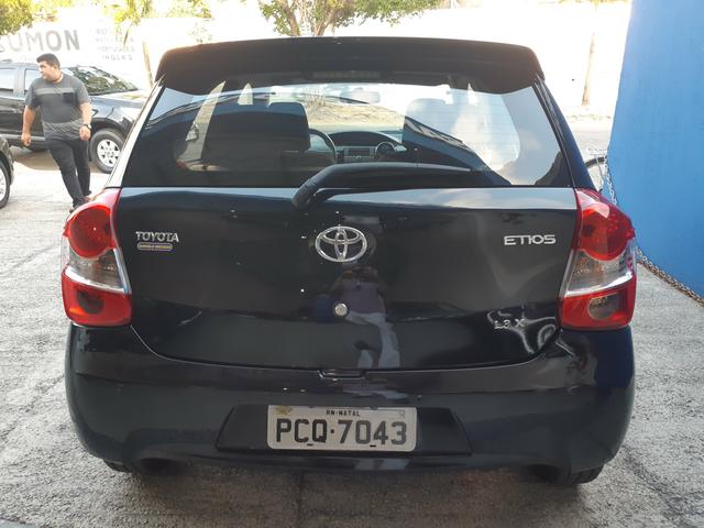 Etios 2016 - Foto 10