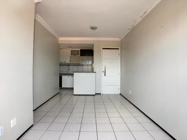 AP0688 - Apartamento com 3 quartos a 3 quadras da Av. Washington Soares - Foto 3