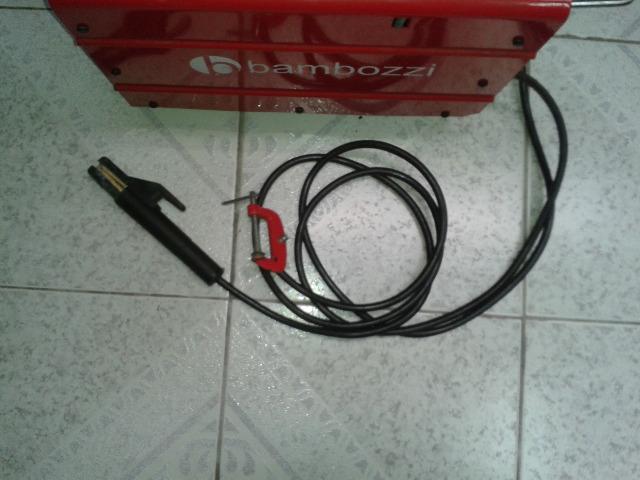Maquina de solda, 250A, Bivolt, Bambozzi estado de nova!!!!!! - Foto 4