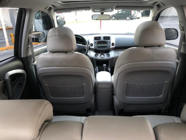 Toyota RAV4 - 4X4 - 2008 com Teto Solar - Foto 13