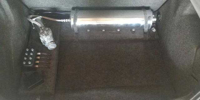 Vendo ou troco Golf 1.6 2000 Completo + Susp Ar + Legalizado - Foto 12