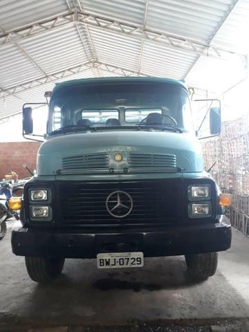 Vendo ou troco Mercedes 1318