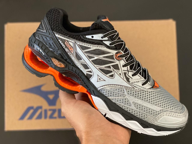 mizuno wave creation 6