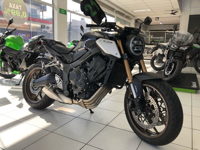 CB 650R 2021 COM APENAS 1.700 KM