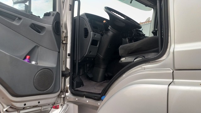 MERCEDES BENZ 2544 ANO 2009