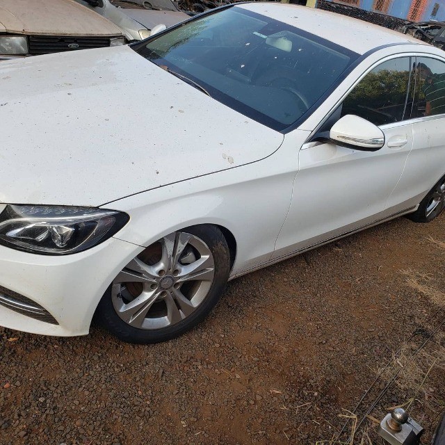 Mercedes C180 2015 Cambio Mecanica Farol Capo Motor Airbag Suspensão Porta Sucata