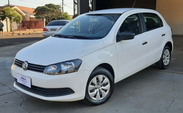GOL 1.0  G6   FLEX  4P 2015