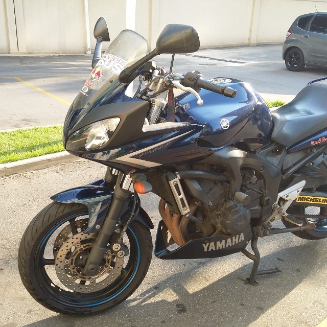 YAMAHA FAZER 600S COM 41KM