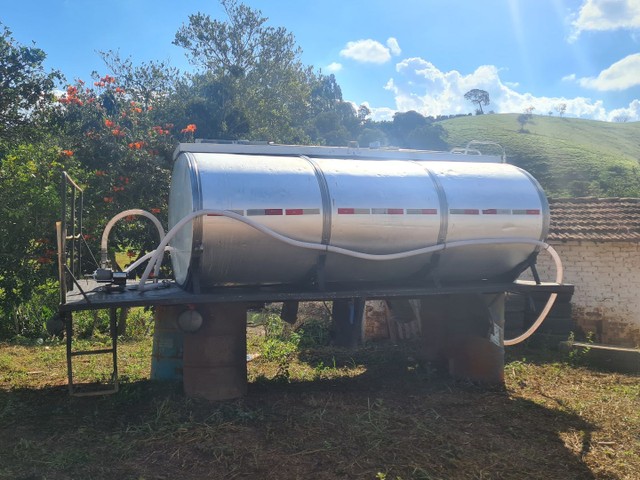 VENDO TANQUE ISOTERMICO 7 MIL LITROS