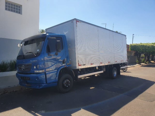 MERCEDES BENZ ACCELO 1016