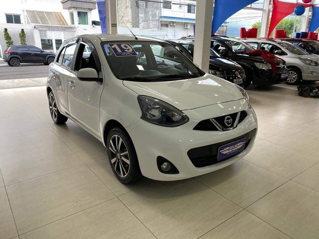 NISSAN MARCH SL 1.6