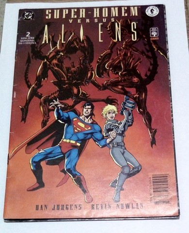 super homem  versus aliens - Foto 2