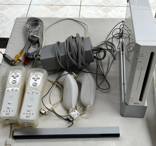 Nintendo wii completo desbloqueado - Desconto no Preço