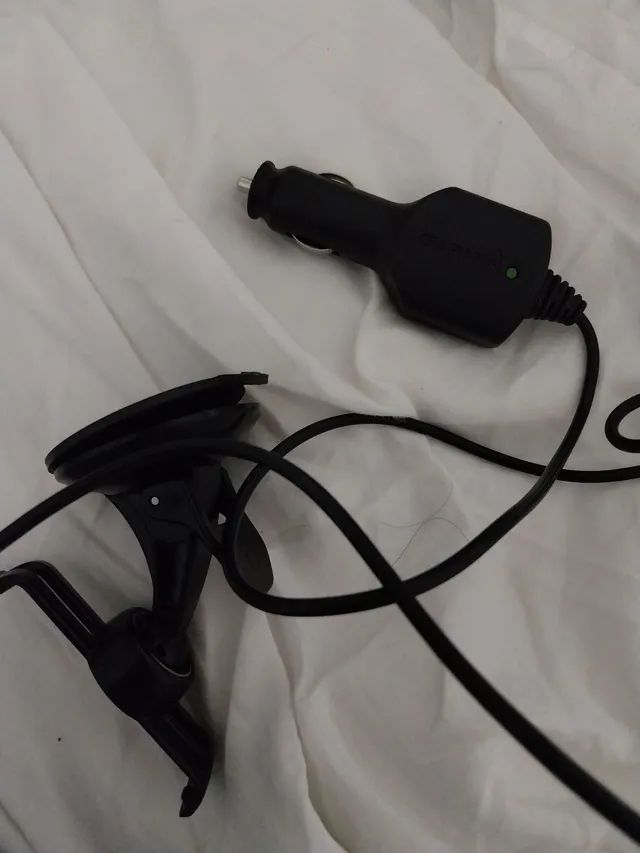 GPS GARMIN NÚVI POUCO USO 250.00 - Foto 5