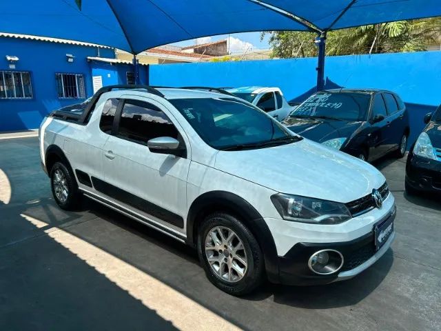 Comprar Picape Volkswagen Saveiro 1.6 G4 Titan Flex Preto 2009 em  Hortolândia-SP