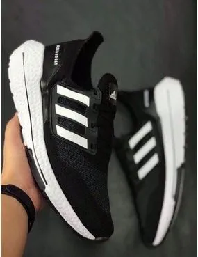 Adidas Ultraboost 