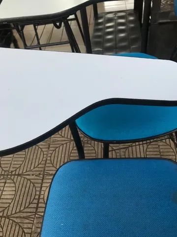 Cadeira universitária  - Foto 5