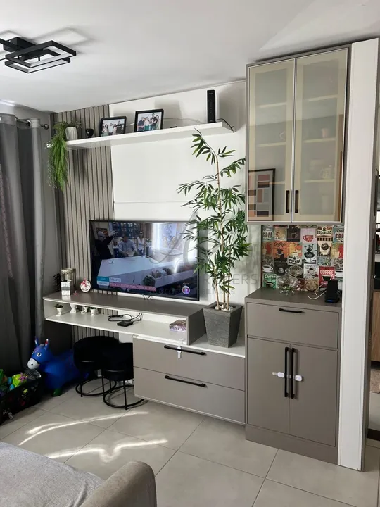 Apartamento com 2 Quartos e 1 banheiro à Venda, 45 m² por R$ 361.000