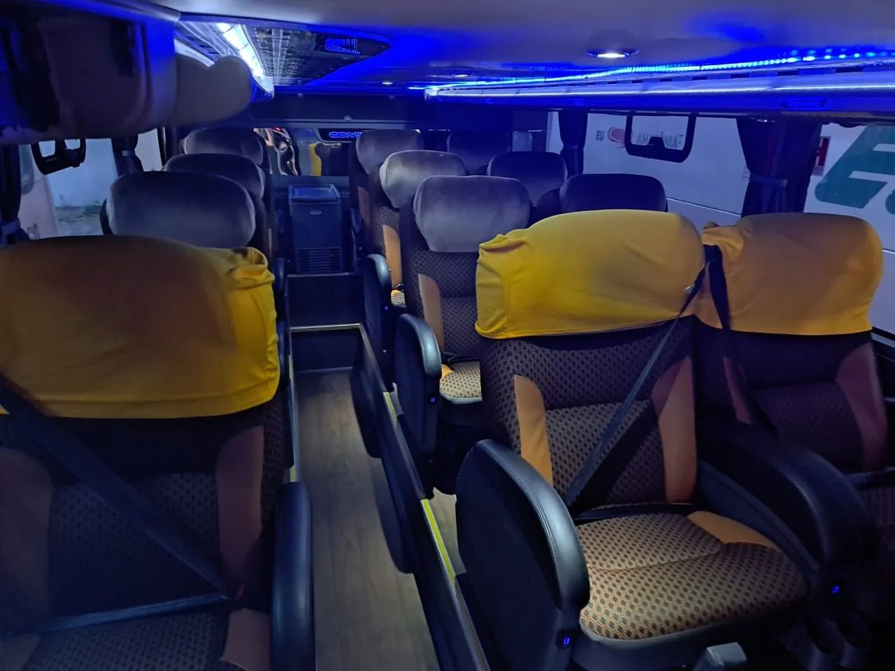 Comil Invictus DD volvo b420 r - Foto 4