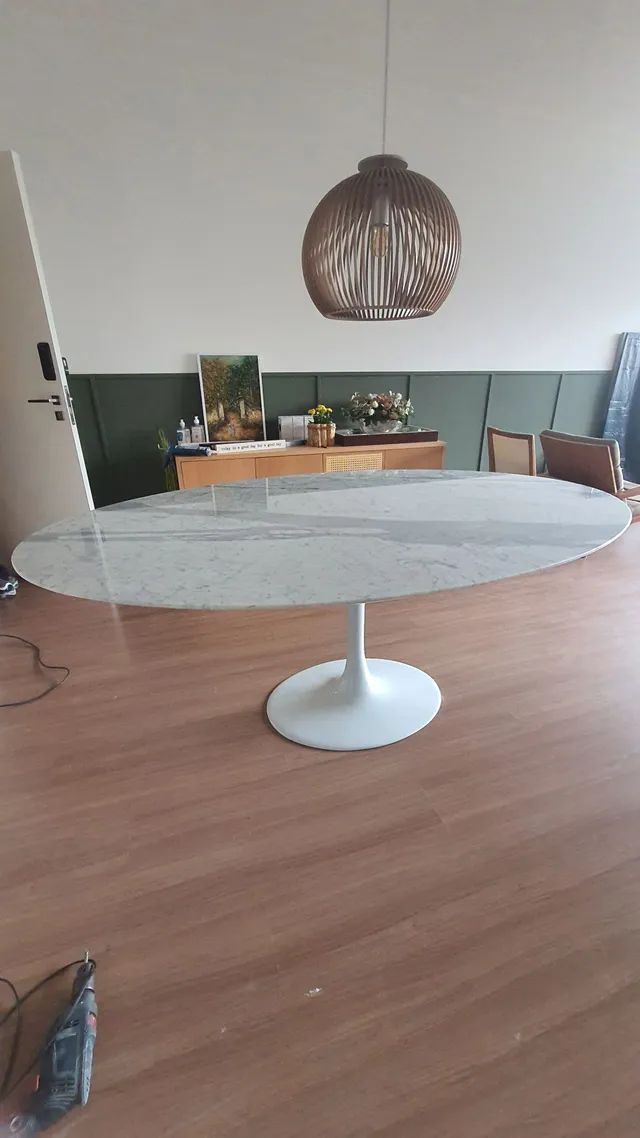 Mesa de jantar, modelo saarinen nova de fábrica 