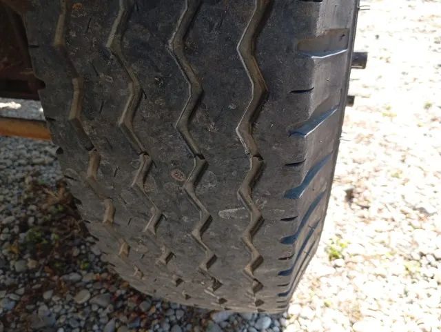 MB 1113 , ano 1977, Truck , carroceria de madeira  - Foto 9