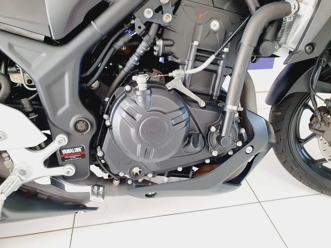 YAMAHA MT 03 2023/2024 - Foto 4
