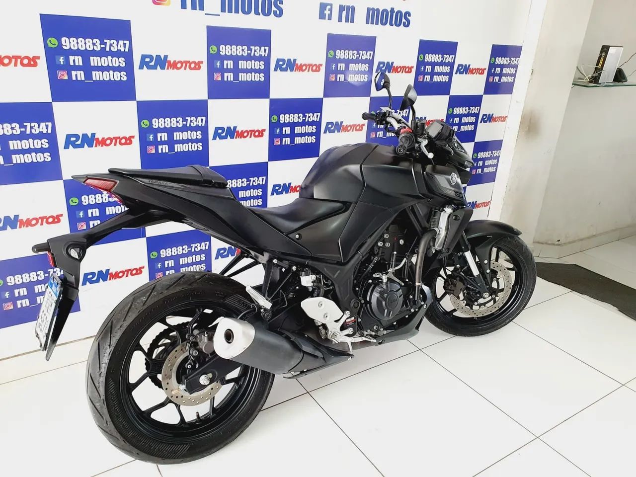 YAMAHA MT 03 2023/2024 - Foto 3
