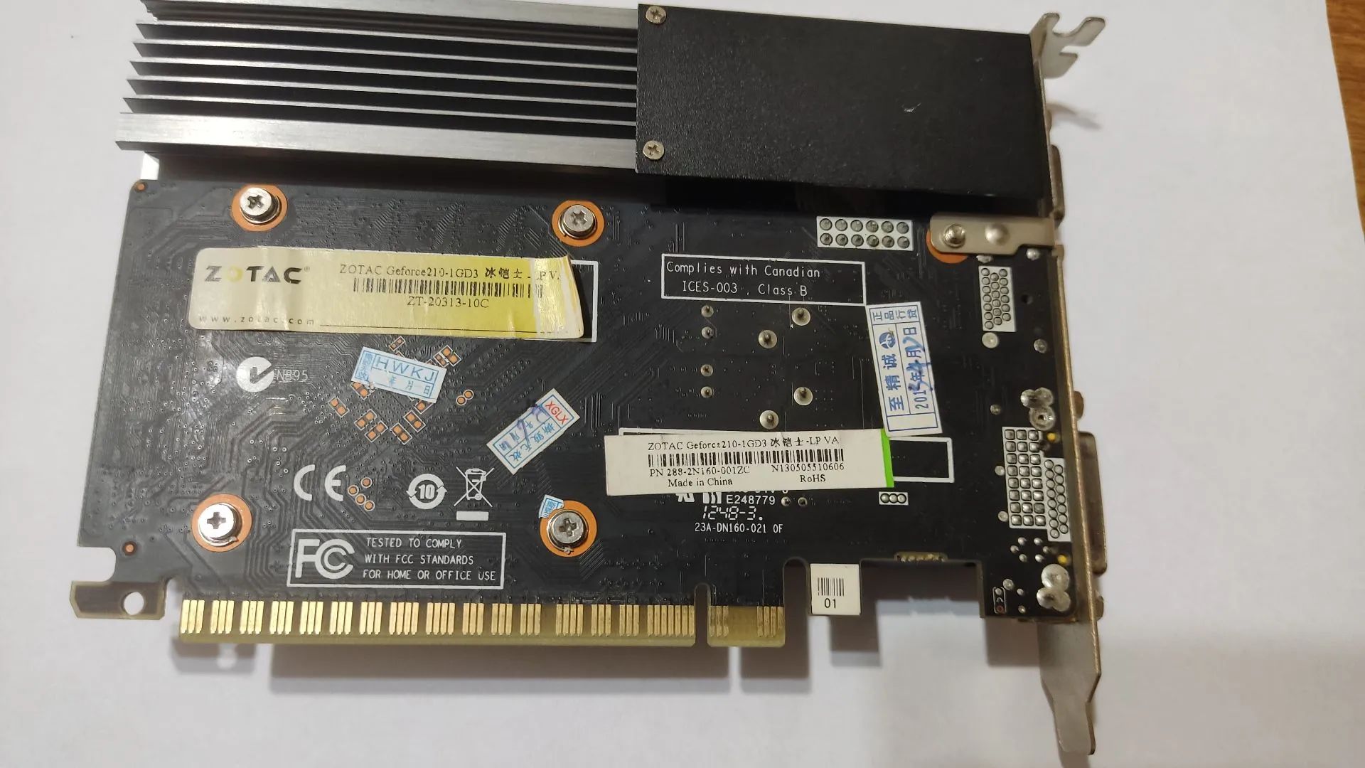 Placa de Vídeo Zotac Geforce 210 1Gb. - Foto 4
