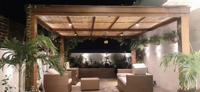 Caramanchao em eucalipto com forro em bambu e cobertura em policarbonato - Foto 2