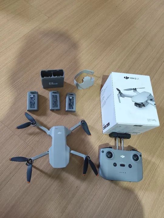 Drone DJI Mini 2 Fly More Combo