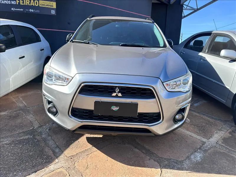 Mitsubishi Asx 2015