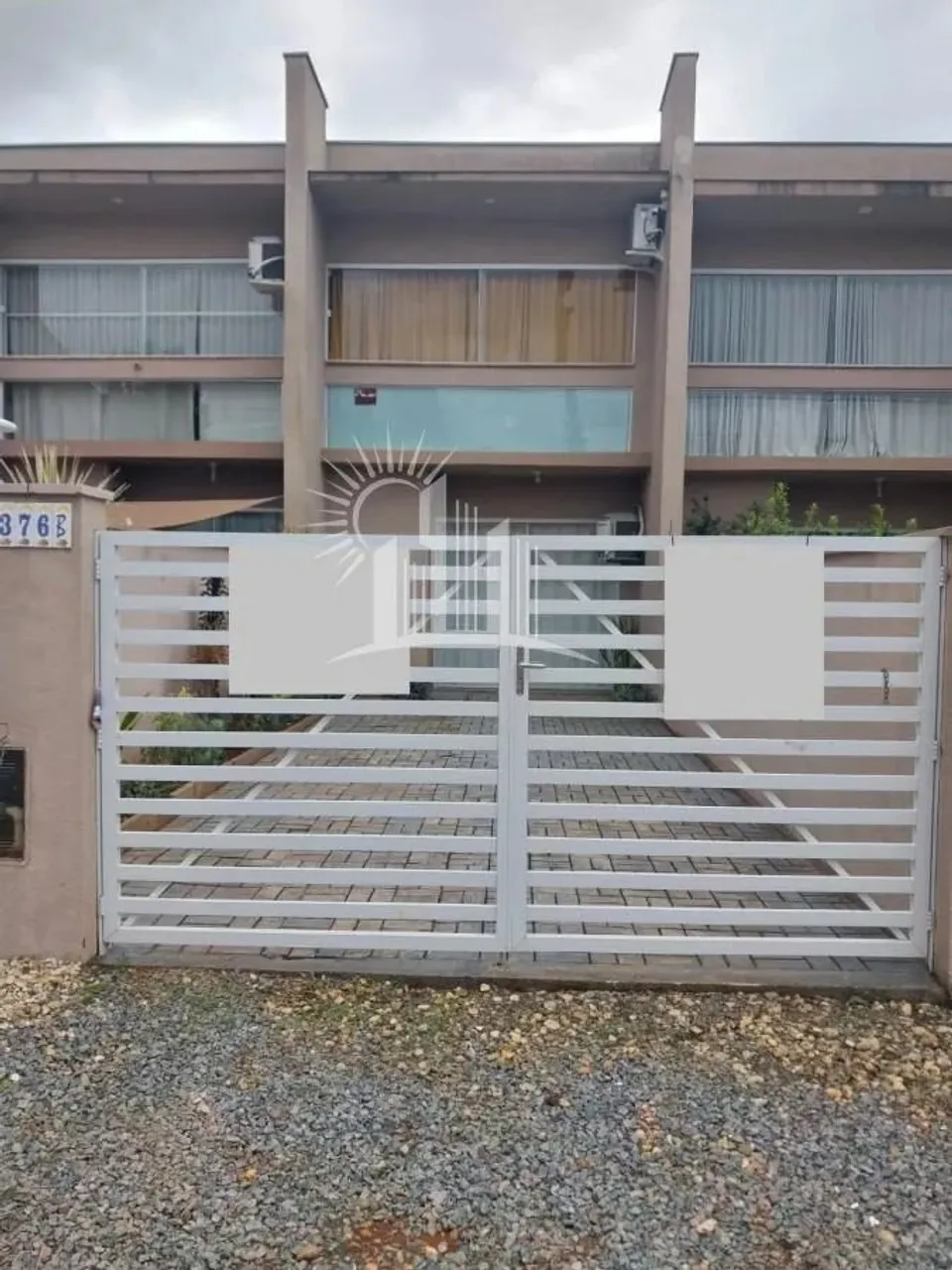 Sobrado Geminado para Locação em Balneário Piçarras, Itacolomi, 3 dormitórios, 1 suíte, 2