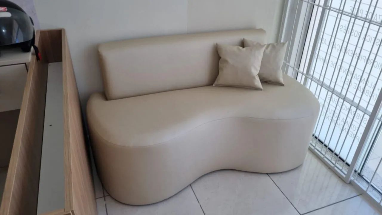 Sofá com 1.50m nos tecido boucler, factor linho ou suede  - Foto 4