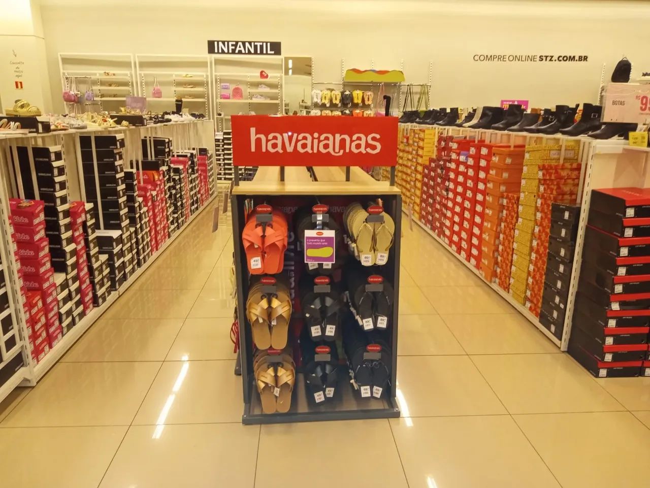 Expositor Havaianas  - Foto 3