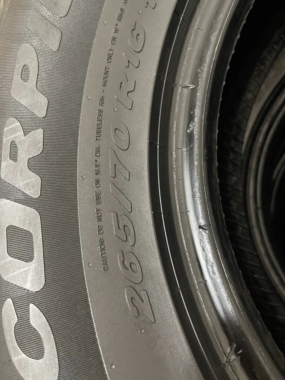 Pneus 265/70R16 PIRELLI SCORPION - Foto 2
