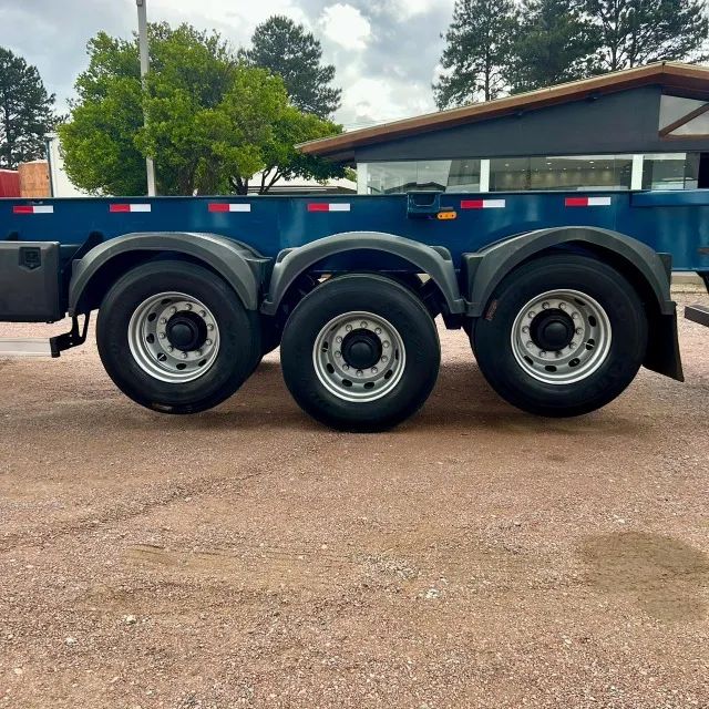 Carreta Bug Porta Container 2014 12 pinos C/ pneus Conteiner - Foto 8