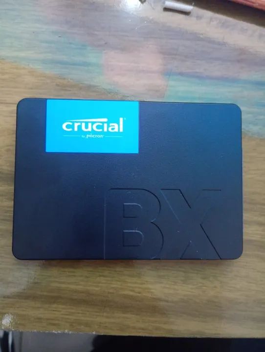 SSD - 240 GB Marca Crucial