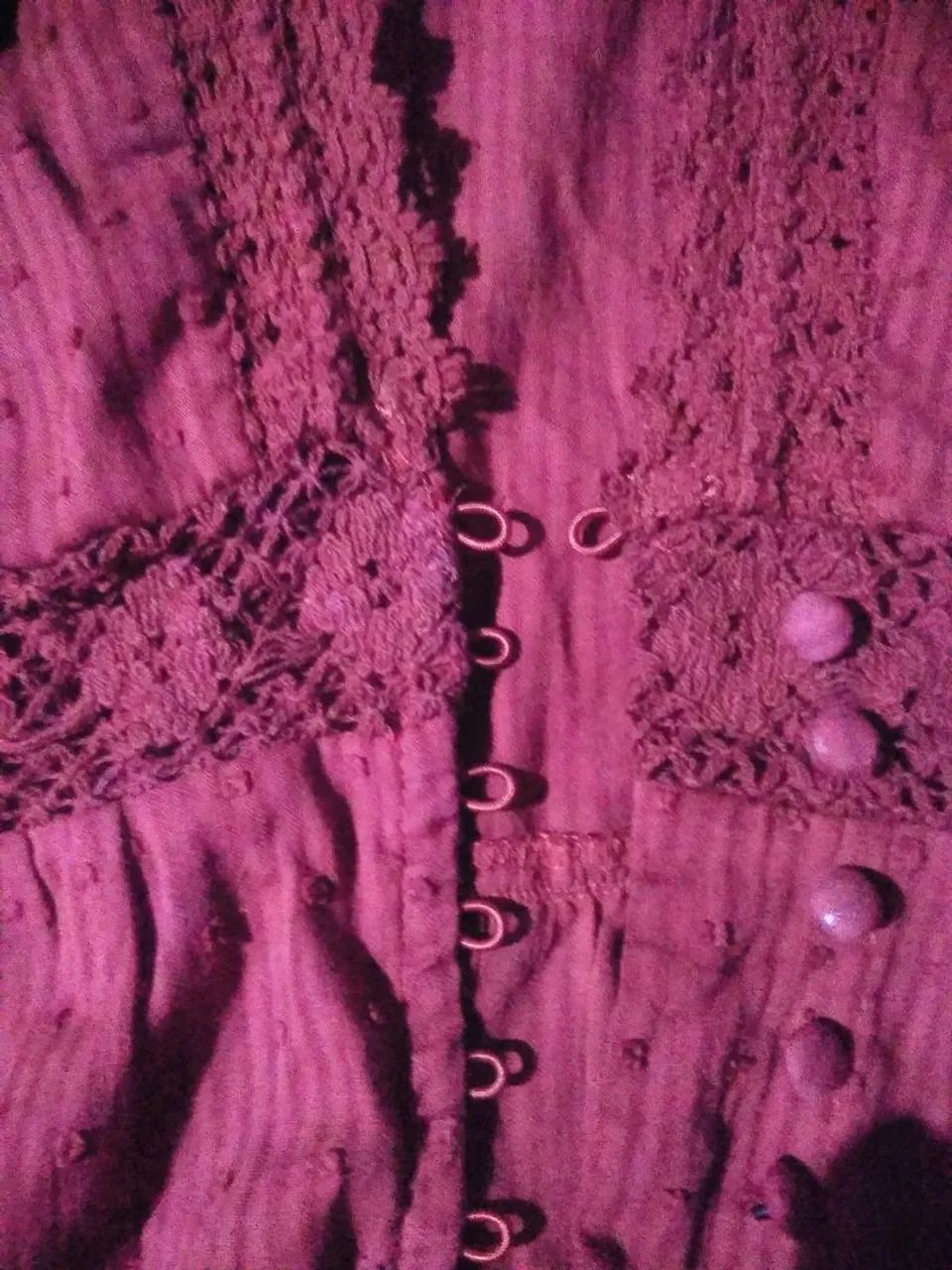 Blusa cor de vinho - Foto 2