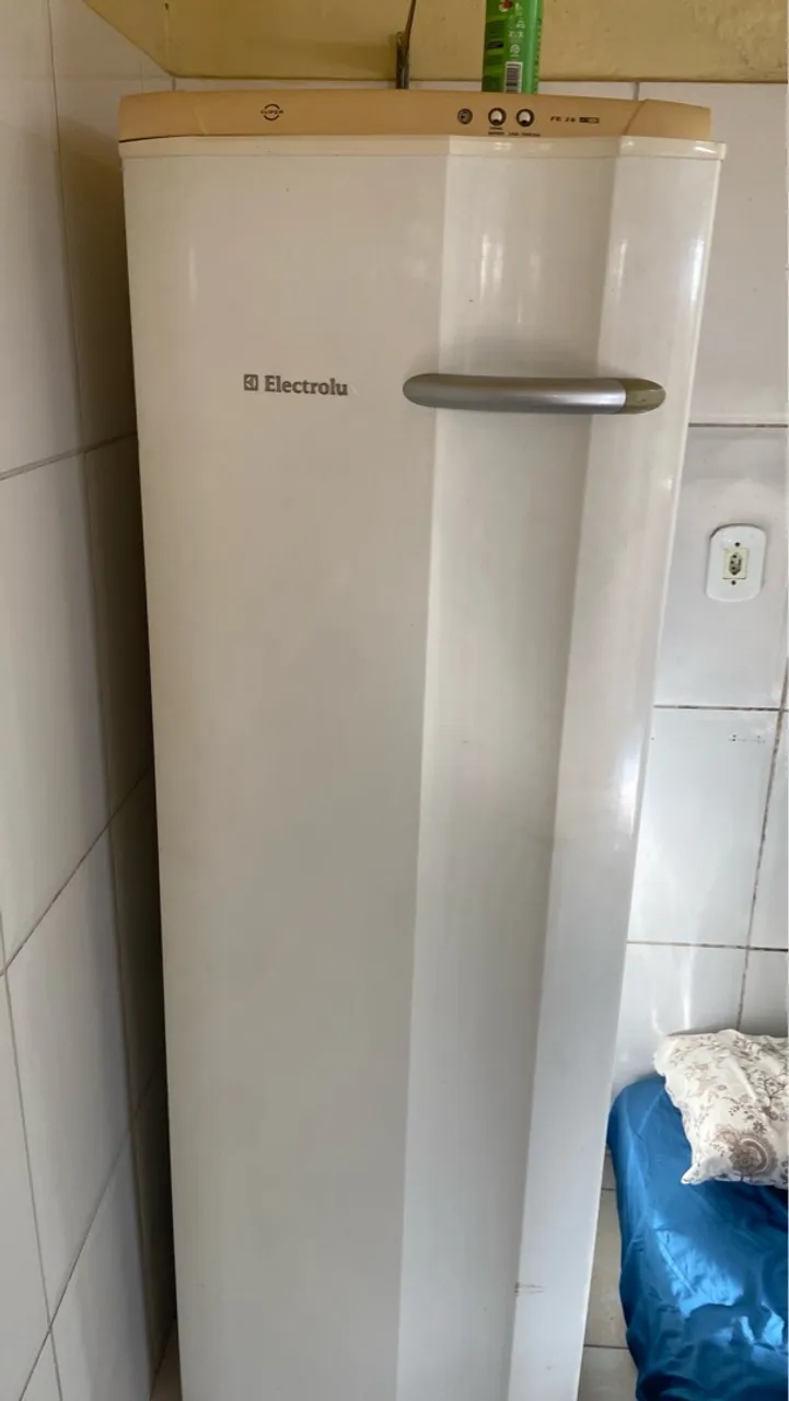 FREEZER ELETROLUX
