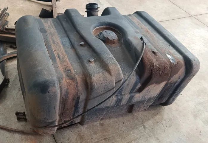 Tanque de plástico para combustivel  - Foto 4